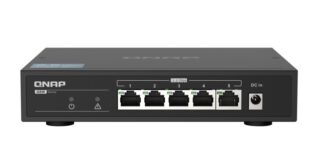 QNAP QSW-1105-5T 5 Port Gigabit Switch